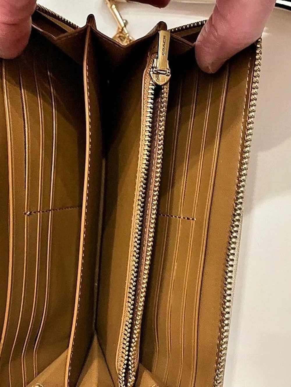 Coach Long Zip Around Wallet In Signature Canvas Beige & White - Picture 8 of 8